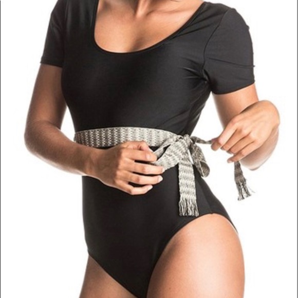 Roxy True Black Poetic Mexic' One-Piece - Picture 1 of 6